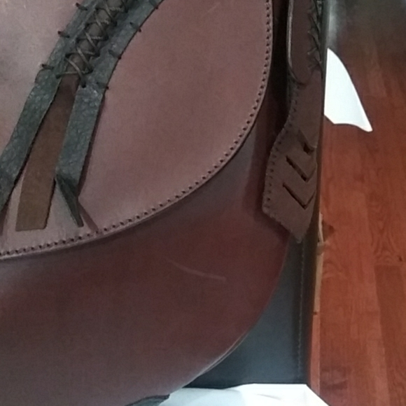 Fendi runway tooled leather vintage purse - Picture 2 of 7